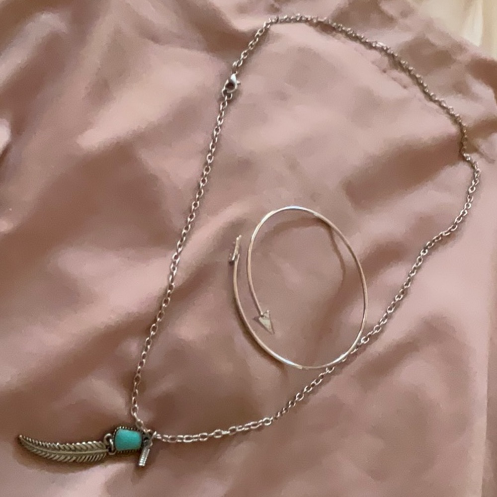 Indian design necklace and bracelet